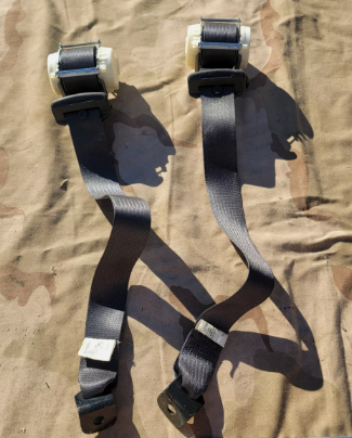 2010 Chevy SS Camaro RH Air Bag and Both side Seat Belts